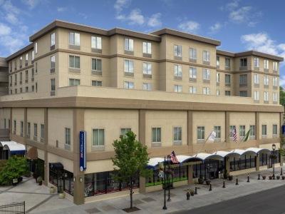 Hilton Garden Downtown 3*