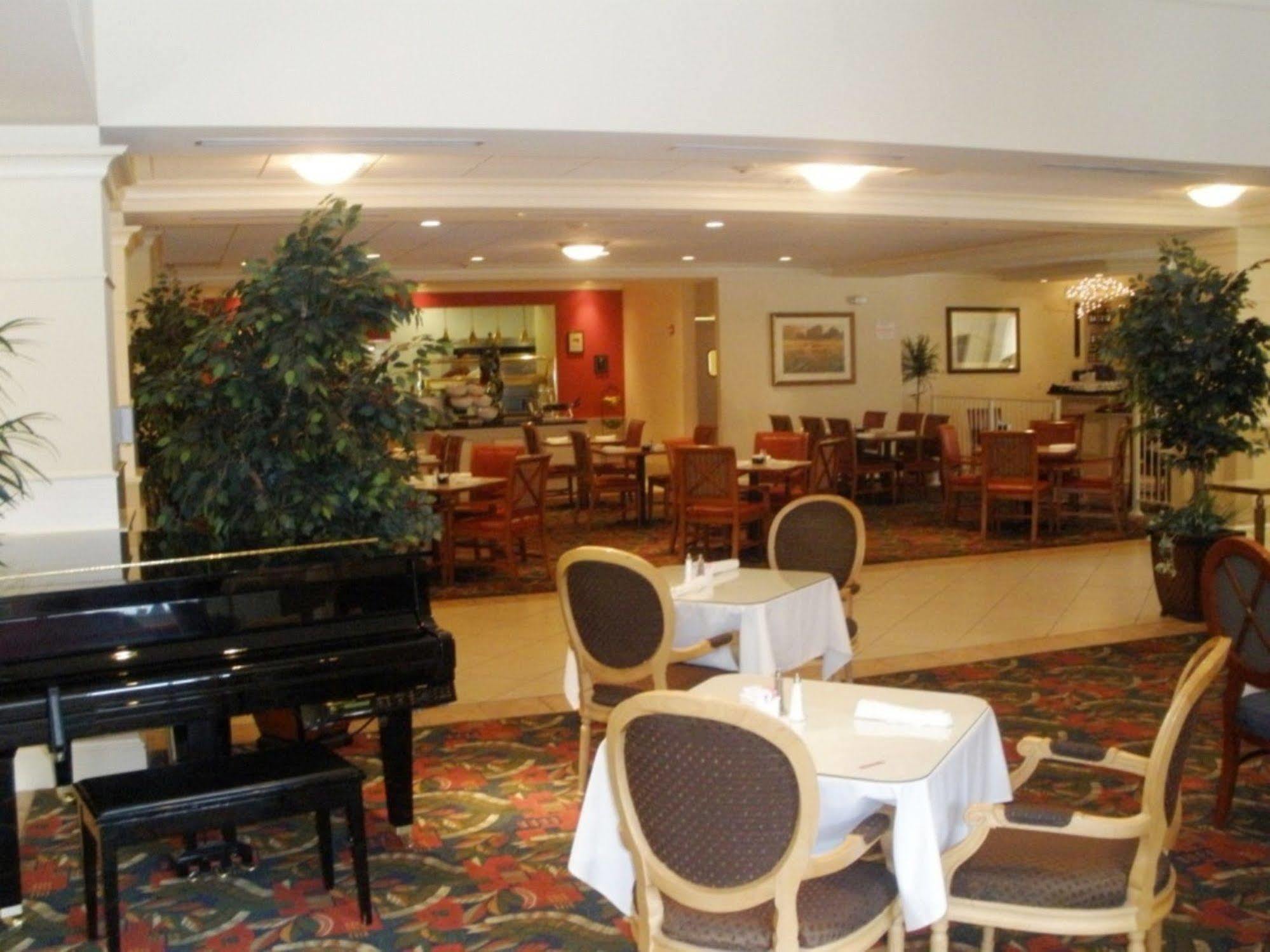 Hotel Hilton Garden Downtown Yakima